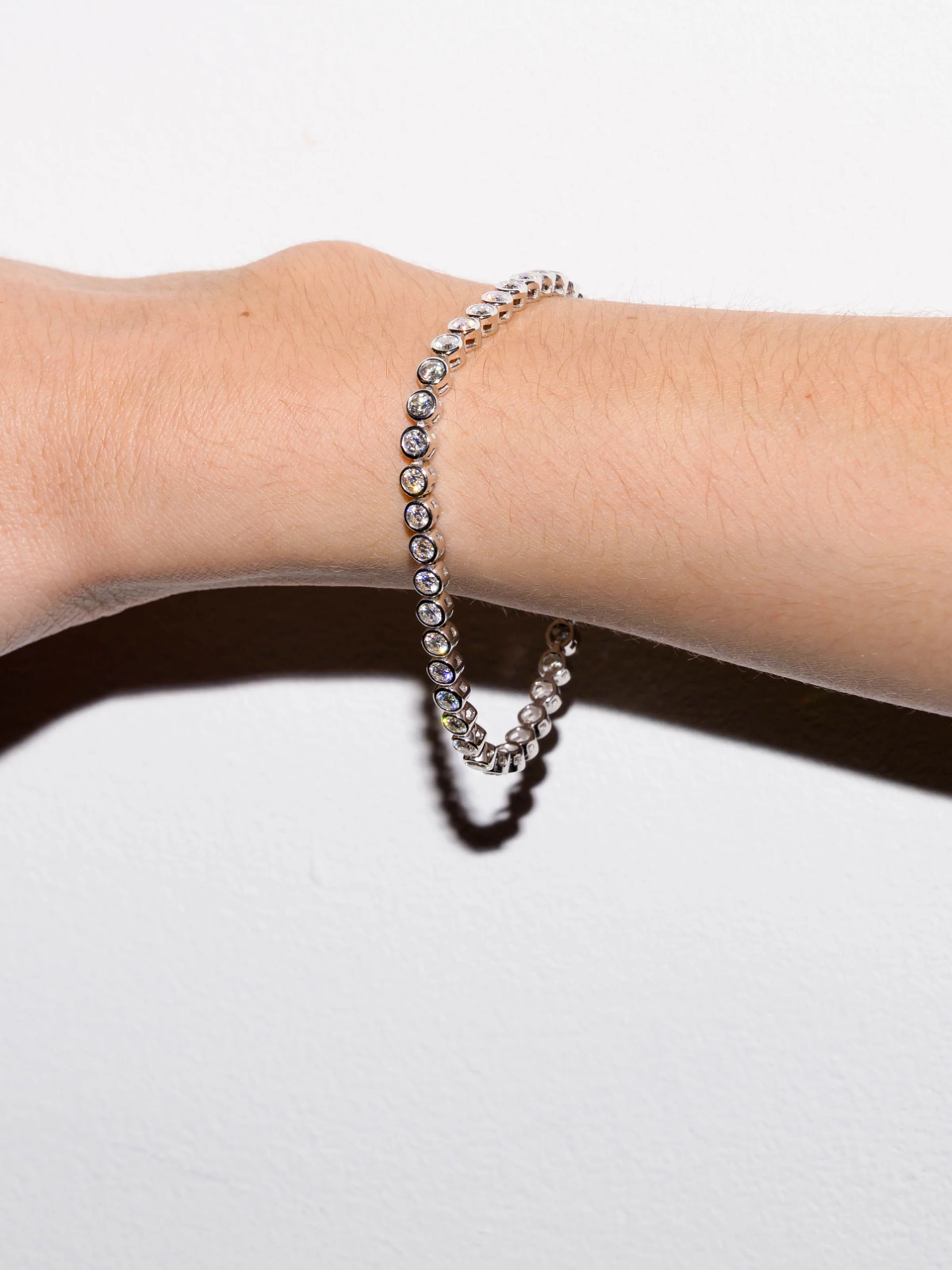 14K JAMES BEZEL RIVIÈRE BRACELET IN LAB DIAMOND, 14K WHITE GOLD - Image 3