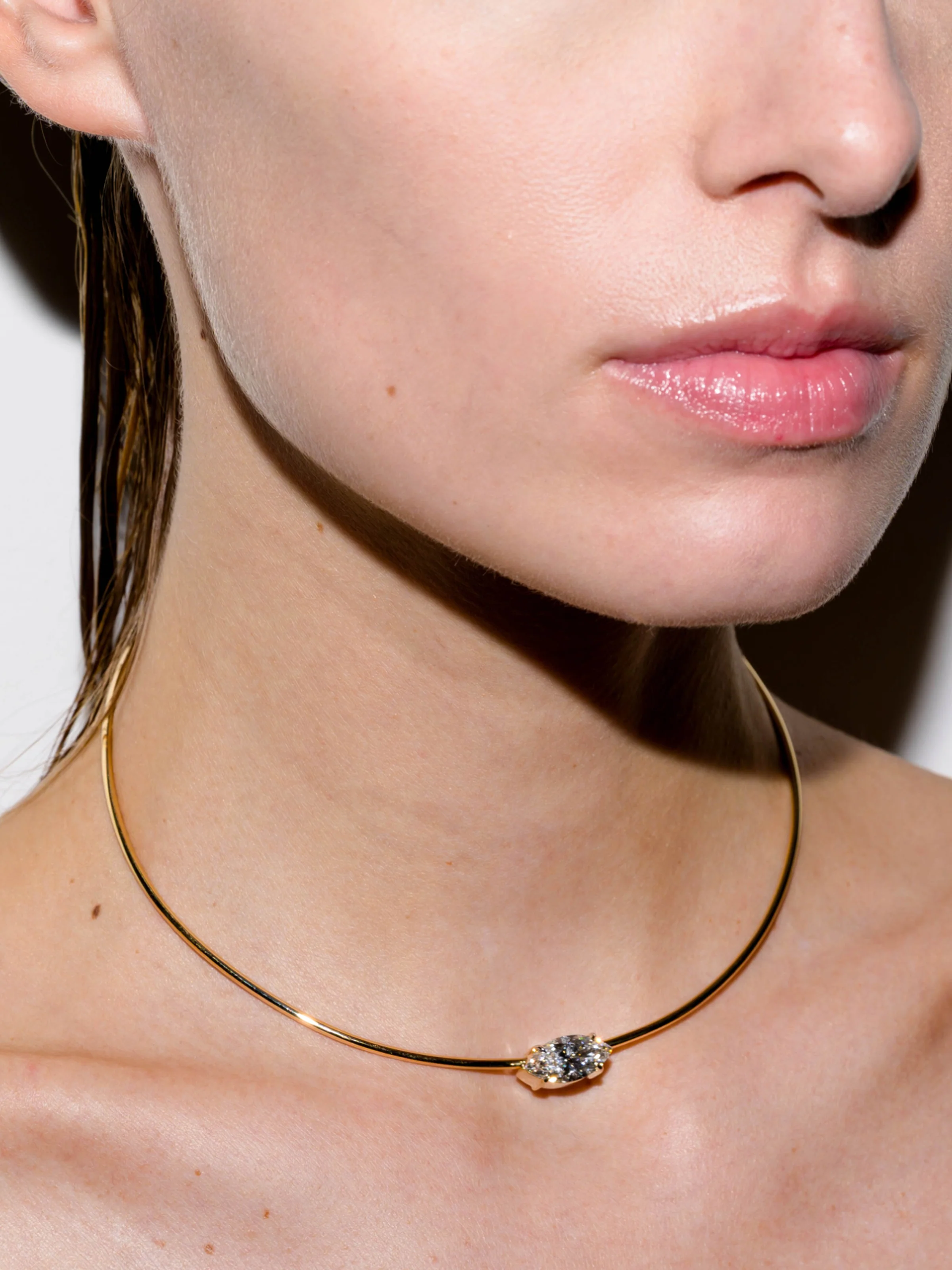 14K ROWE MARQUISE-CUT COLLAR IN 3 CTS LAB DIAMOND, 14K YELLOW GOLD - Image 3