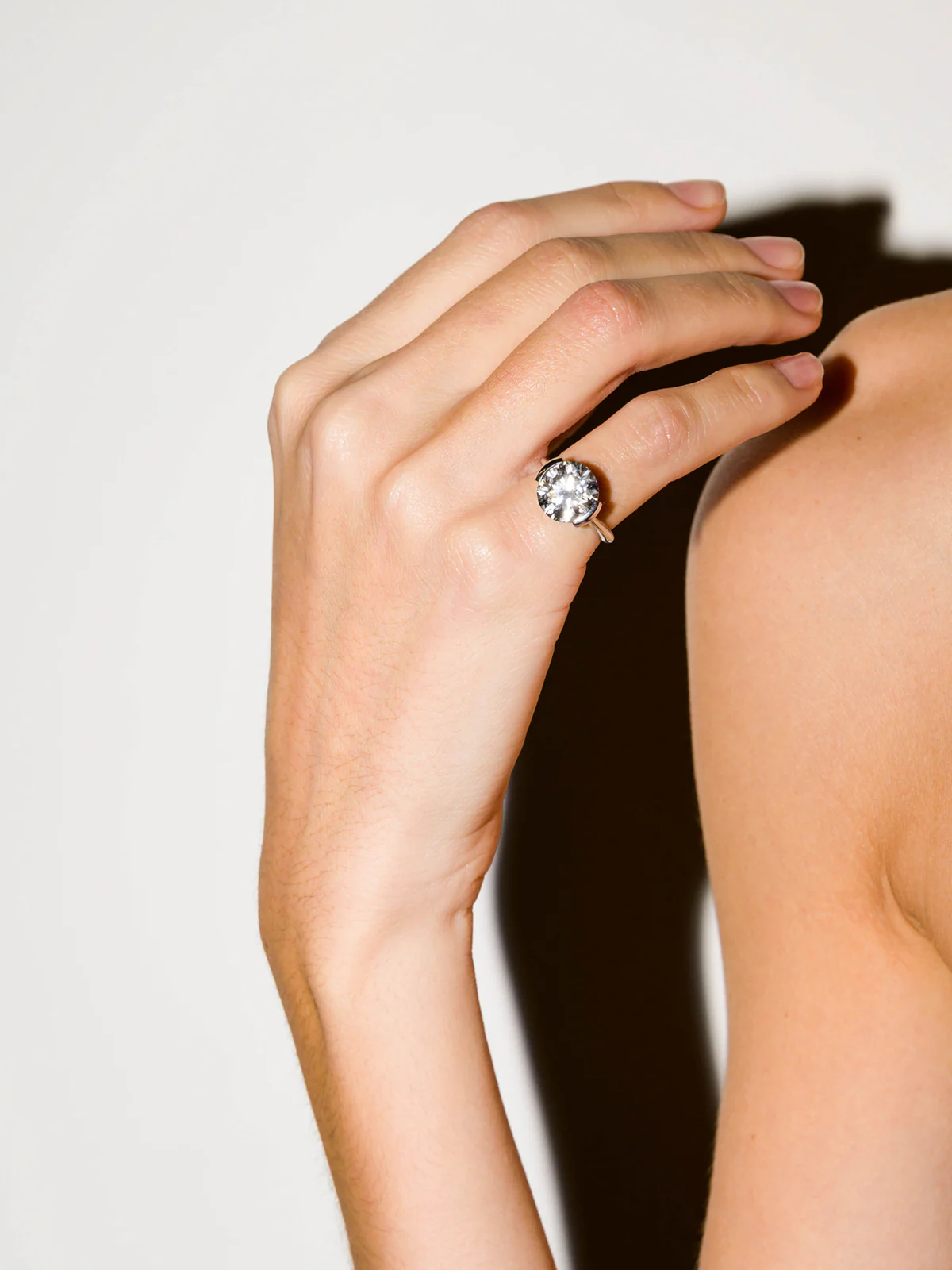 14K INES ROUND-CUT RING IN LAB DIAMOND, 14K WHITE GOLD - Image 4