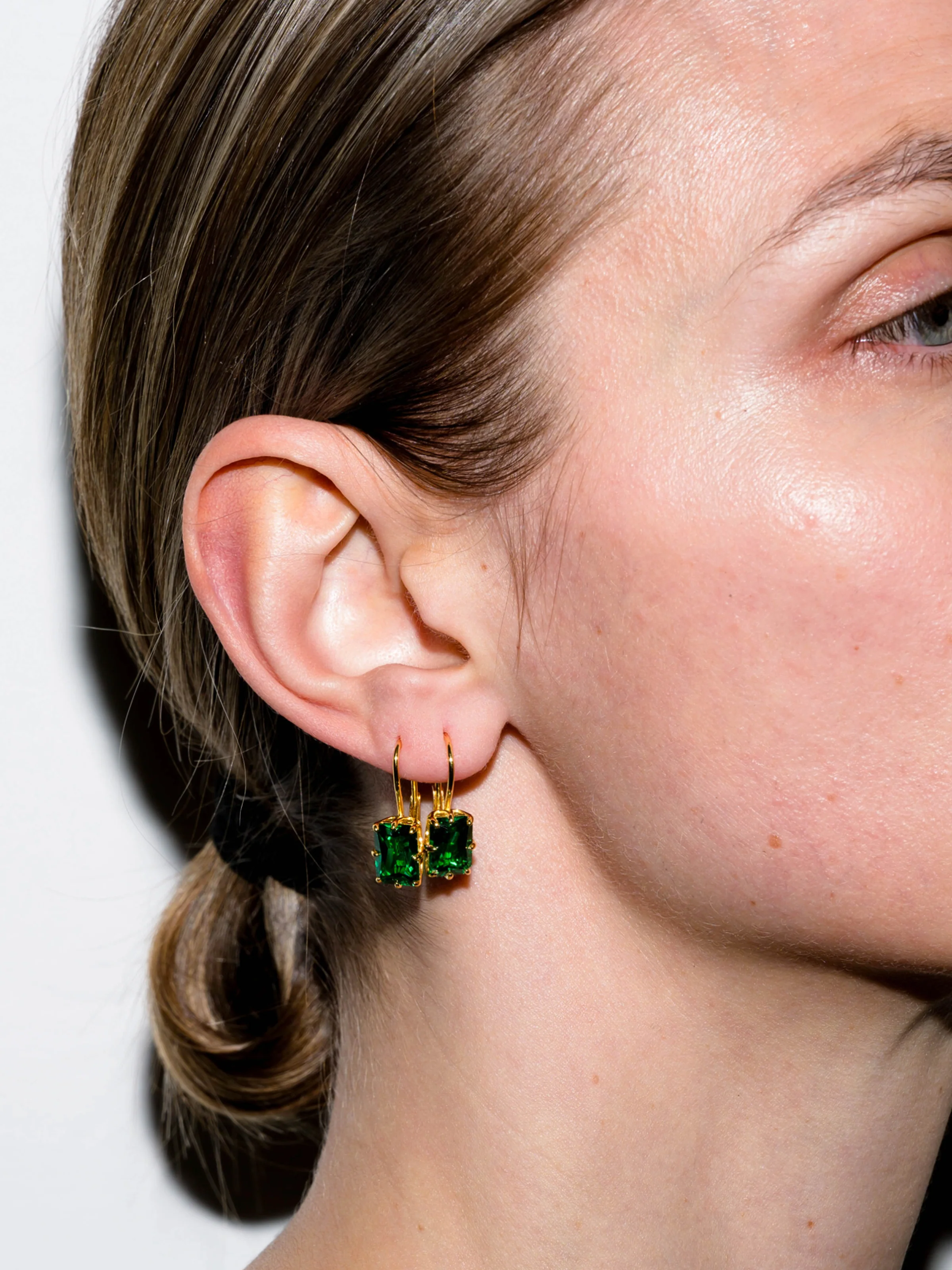 EMILE EARRINGS IN NANO EMERALD, 18K GOLD VERMEIL - Image 3