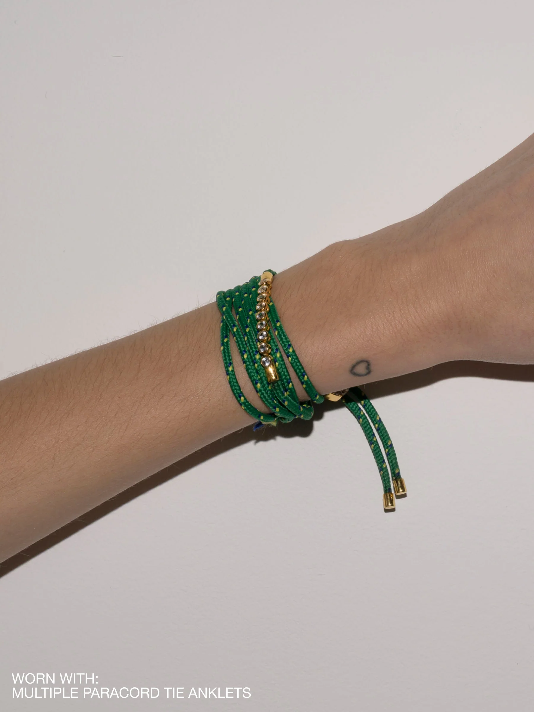 14K JAMES BEZEL VERT PARACORD BRACELET IN LAB DIAMOND, 14K YELLOW GOLD - Image 5