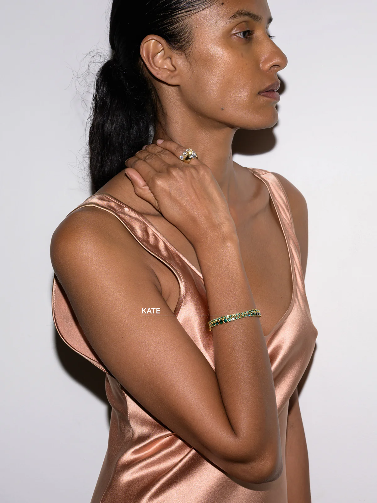 KATE RIVIÈRE BRACELET IN 3MM VIRIDIAN GREEN MOISSANITE, 18K GOLD VERMEIL - Image 4