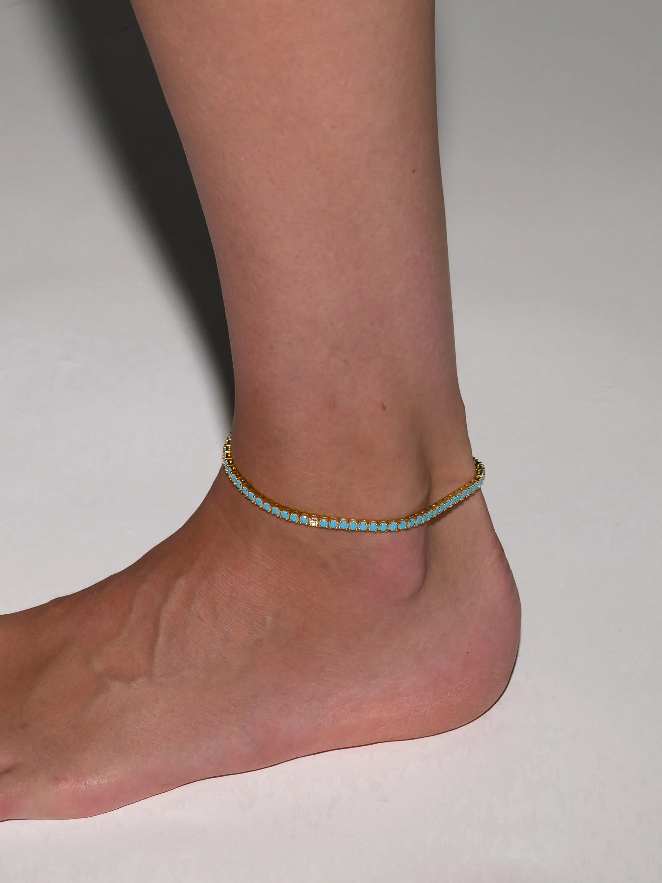 KATE RIVIÈRE ANKLET IN NANO TURQUOISE WITH MOISSANITE, 18K GOLD VERMEIL - Image 3