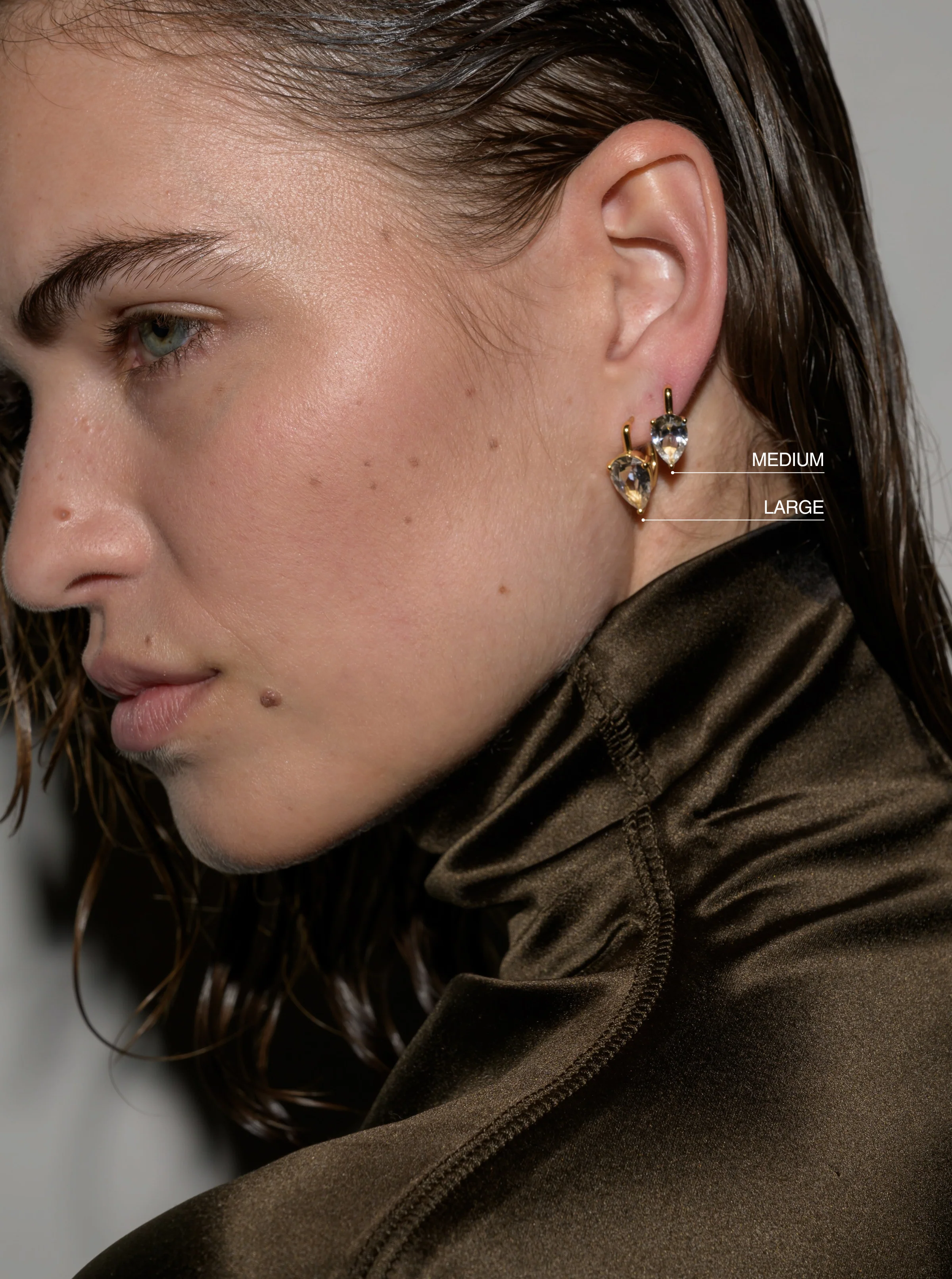 PORTER PEAR-CUT EARRINGS IN LAB WHITE SAPPHIRE, 18K GOLD VERMEIL - Image 3