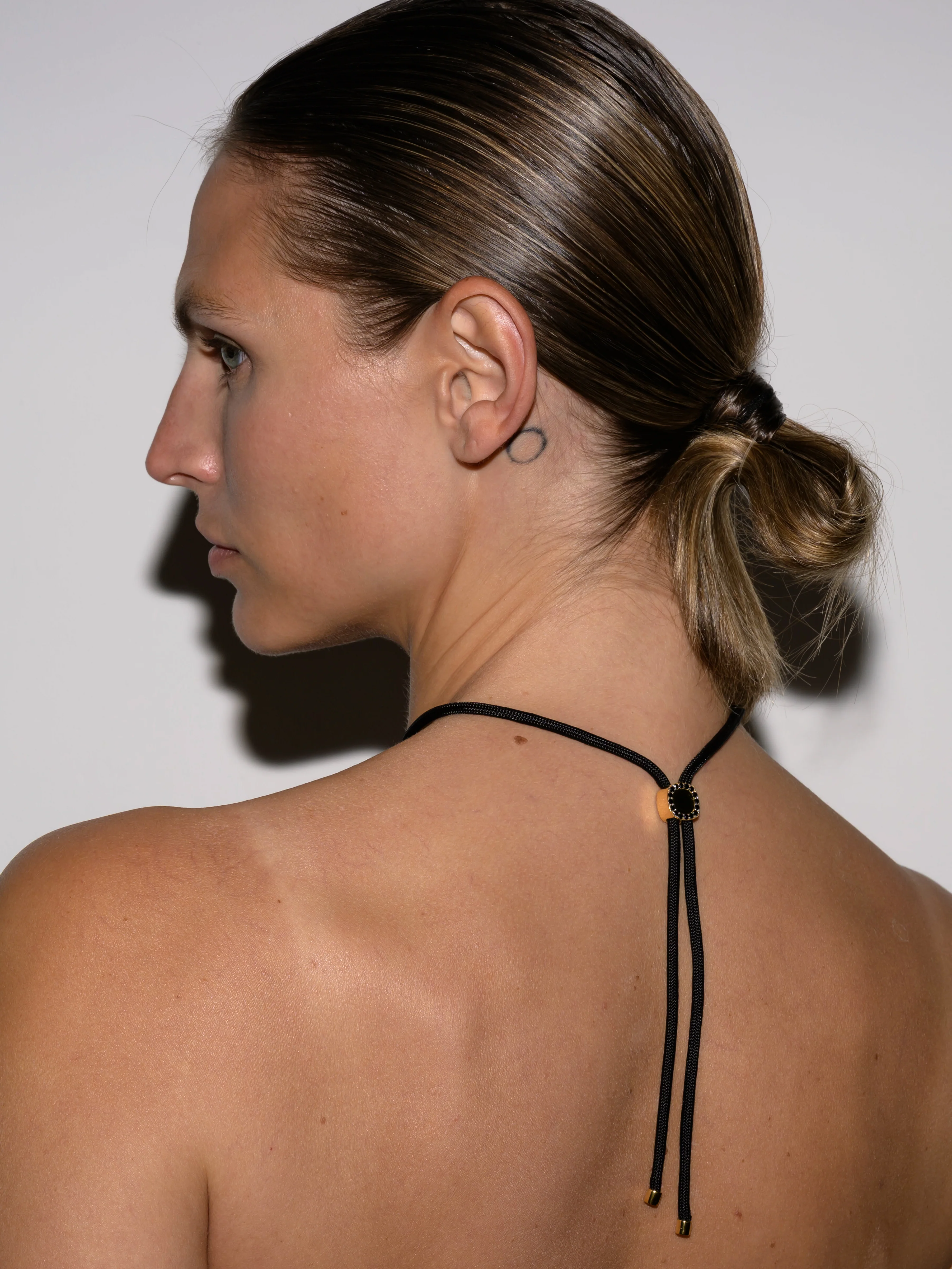 YVES NOIR PARACORD NECKLACE IN NANO ONYX, 18K GOLD VERMEIL - Image 6